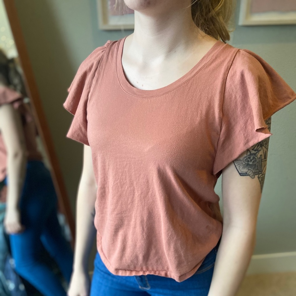 Universal Thread T-shirt